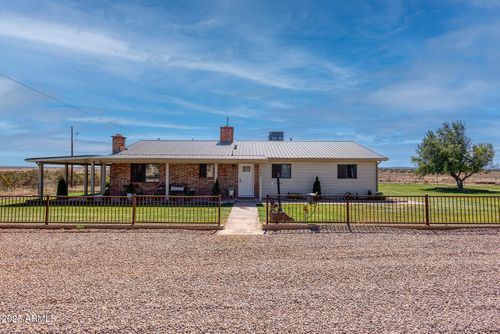 929 E Willow Ln, Taylor, AZ, 85939-2670 | Card Image