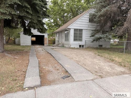 944 Poulson Street, Idaho Falls, ID, 83401 | Card Image