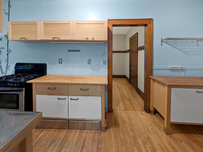 Butcher Block Counter Tops | Image 7