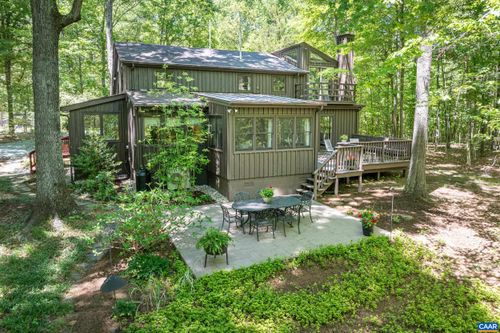 3939 Buck Island Rd, CHARLOTTESVILLE, VA, 22902-7967 | Card Image