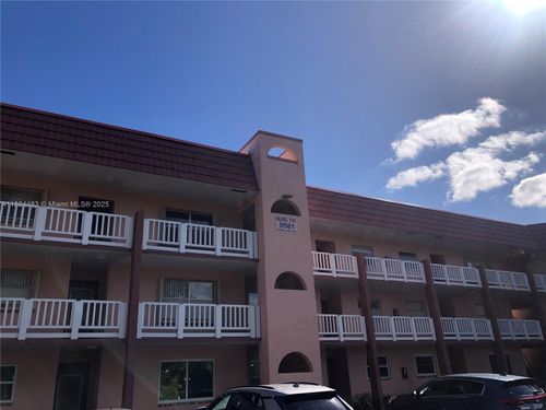 apt-306-9561 Sunrise Lakes Blvd, Sunrise, FL, 33322-6137 | Card Image