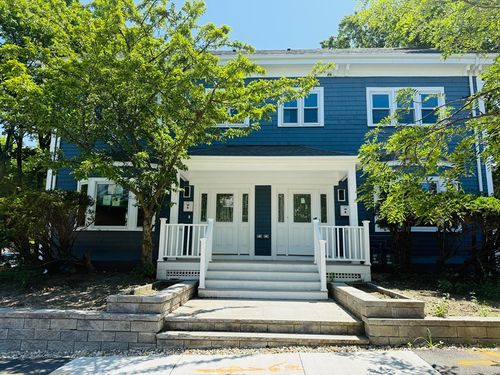 4-4 Baldwin St, Newton, MA, 02458-2012 | Card Image