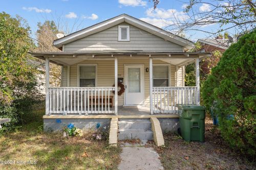 1115 S 6th St, Wilmington, NC, 28401-5707 | Card Image