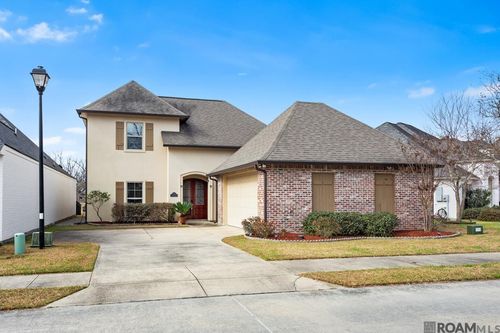 8272 Valencia Ct, Baton Rouge, LA, 70820-6533 | Card Image