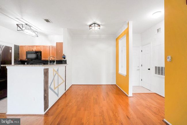 UNIT-6314 - 1571 Spring Gate Dr, Condo with 2 bedrooms, 2 bathrooms and null parking in MCLEAN VA | Image 6