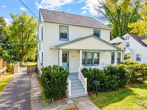 429 2nd St, Dunellen, NJ, 08812-1117 | Card Image