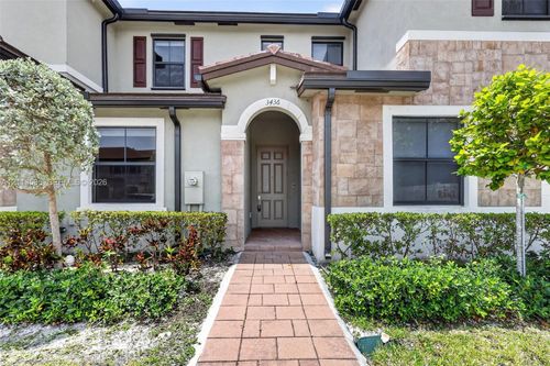 3436 W 111th Pl, Hialeah, FL, 33018-2211 | Card Image