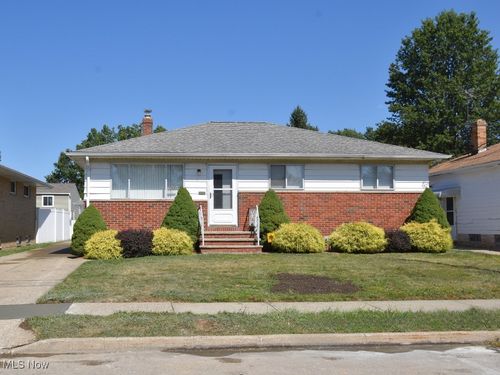 30871 Harrison Rd, Wickliffe, OH, 44092-1016 | Card Image