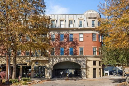 560 Dutch Valley Rd Ne, Atlanta, GA, 30324-5362 | Card Image