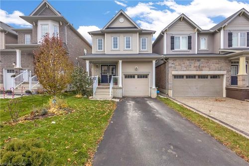 39 Mccargow Dr, Caledonia, ON, N3W0C3 | Card Image