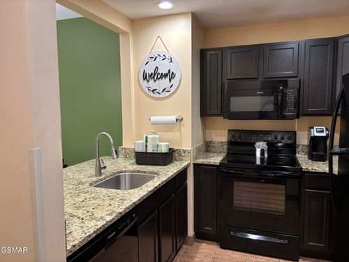 unit-1313-225 Collier Dr, Sevierville, TN, 37862-6911 | Card Image