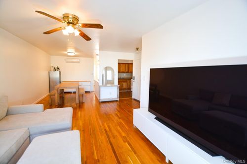 2-212 16th Ave, Bayside, NY, 11360-1525 | Card Image