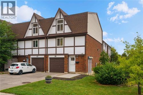 89 Violet Dr, Hamilton, ON, L8E3J2 | Card Image