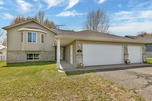 1904 4th St N, Sartell, MN, 56377-1695 | Card Image
