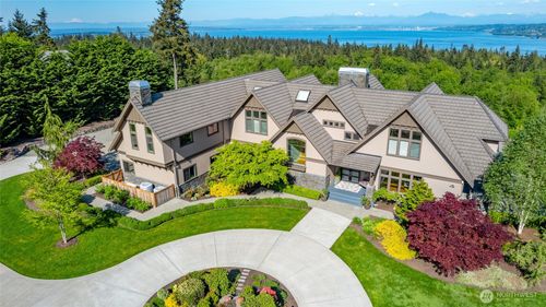 7265 Linda Ln, Clinton, WA, 98236-9640 | Card Image