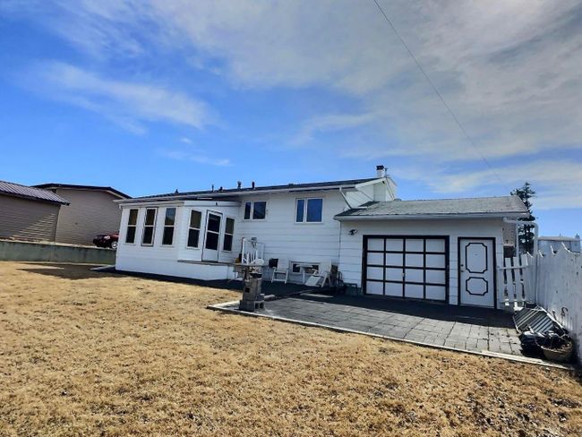 10650 104th Avenue, Home with 5 bedrooms, 2 bathrooms and 2 parking in Grande Cache AB | Image 19
