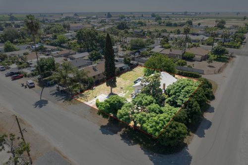 16611 Oak Avenue, Tulare, CA, 93274 | Card Image