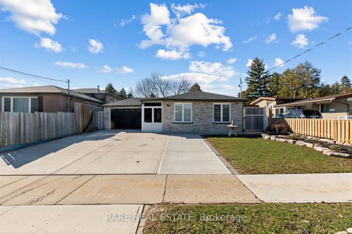 69 Fletcherdon Crescent, North York, ON, M3N1S2 | Card Image