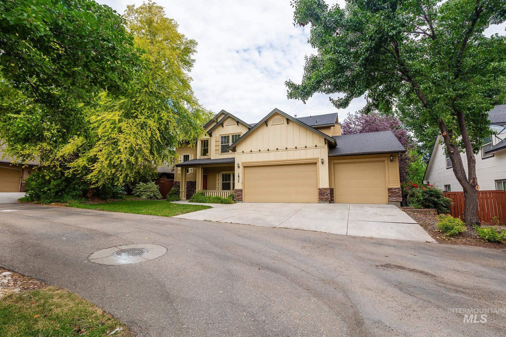 Bowstring St, Meridian, ID 83642