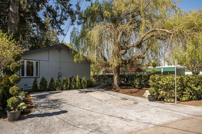 5986 17 A Avenue, House other with 3 bedrooms, 2 bathrooms and 3 parking in Delta BC | Image 20
