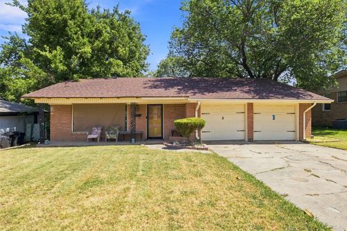 1817 Ellington Drive, Fort Worth, TX, 76112 | Card Image