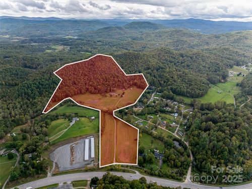 71 Happy Valley Dr, Mills River, NC, 28759-9544 | Card Image