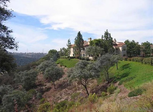 167 - 7339 Calle Cristobal, Condo with 2 bedrooms, 2 bathrooms and 2 parking in San Diego CA | Image 4