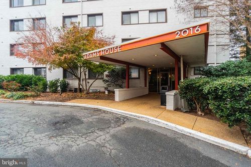 204-2016 N Adams St, ARLINGTON, VA, 22201-3712 | Card Image