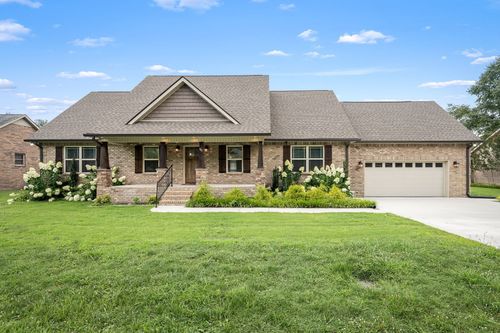 105 Cumberland Ct, Tullahoma, TN, 37388-4122 | Card Image