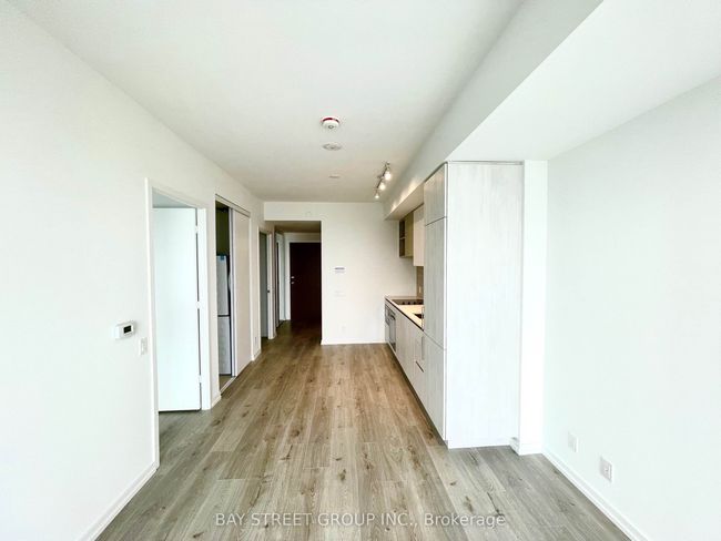 4108 - 1000 Portage Pky, Condo with 2 bedrooms, 2 bathrooms and 1 parking in Concord ON | Image 5