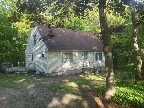 170 Woodland Cir, Tiverton, RI, 02878-2623 | Card Image