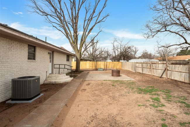 411 N 5 Th Ave, House other with 3 bedrooms, 2 bathrooms and null parking in Munday TX | Image 29
