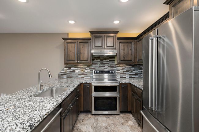 Stainless Appliances | Image 17