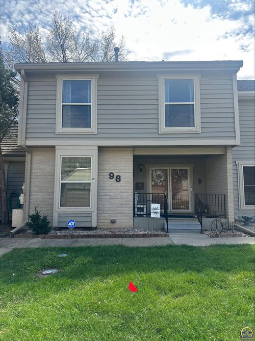98 Sw Pepper Tree Ln, Topeka, KS, 66611-2073 | Card Image