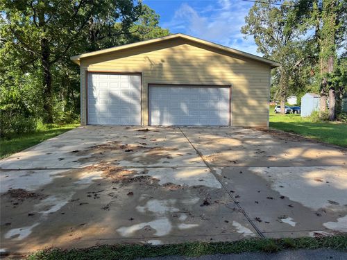 TB Apple Tree, Livingston, TX, 77351 | Card Image