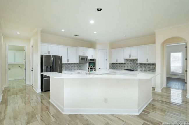 22718 Fossil Peak, House other with 4 bedrooms, 5 bathrooms and null parking in San Antonio TX | Image 20