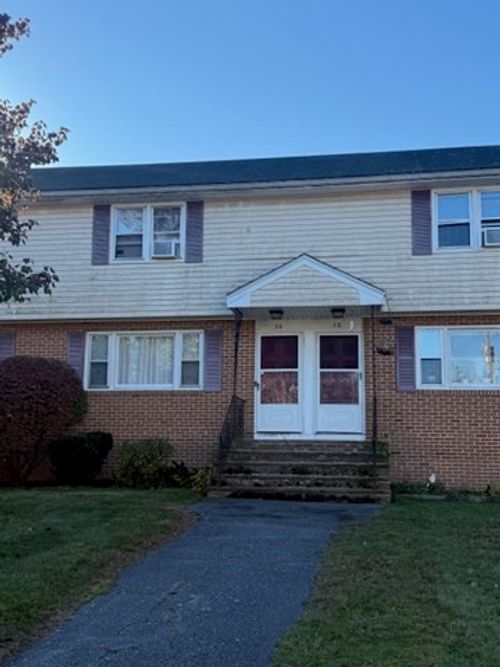 26-26 Frank St, Dracut, MA, 01826-2621 | Card Image