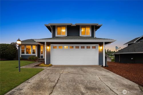 3717 Commencement Bay Dr, Tacoma, WA, 98407-1860 | Card Image