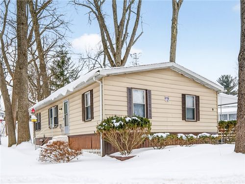 9 Oakside Dr, Rochester, NY, 14625-2648 | Card Image