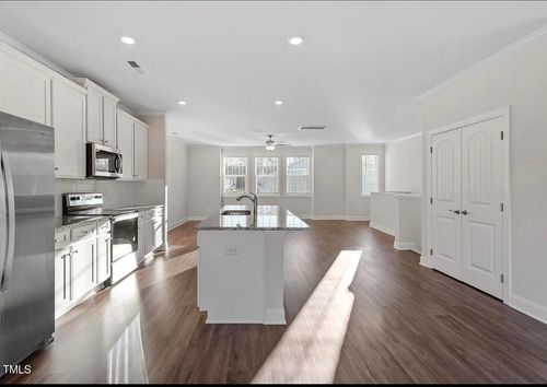 6914 Woodland Stream Pl, Raleigh, NC, 27616-6871 | Card Image