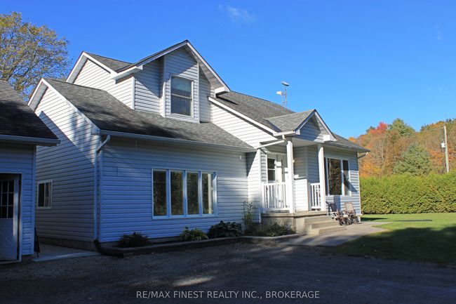 734 Short Point Rd, House other with 3 bedrooms, 3 bathrooms and 8 parking in Lyndhurst ON | Image 40