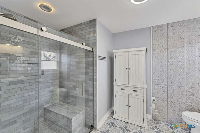 1012 7 Th St, House other with 2 bedrooms, 2 bathrooms and null parking in Blanco TX | Image 13