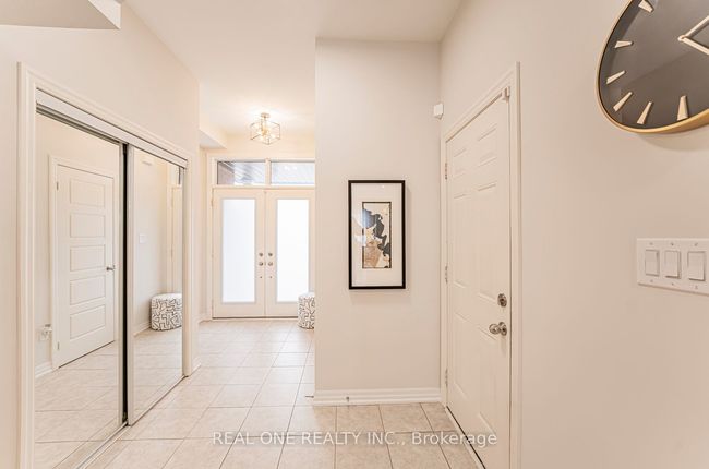 71 Tango Cres, House other with 4 bedrooms, 4 bathrooms and 2 parking in Newmarket ON | Image 5