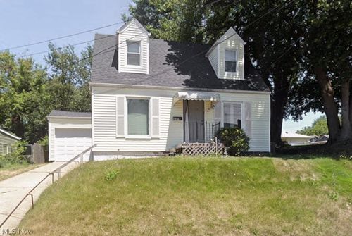 907 16th St Ne, Canton, OH, 44714-2425 | Card Image