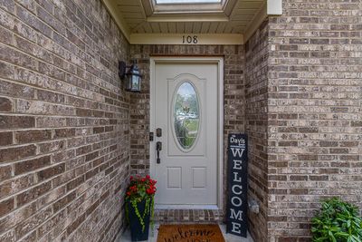 Welcome to 108 Preston Place! | Image 3