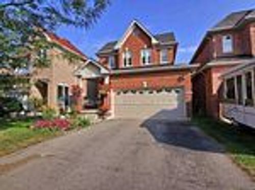 269 Mcbride Crescent, Newmarket, ON, L3X2W4 | Card Image