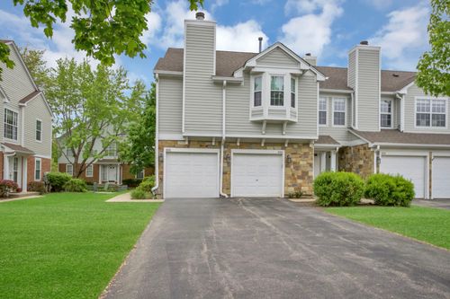 886 Ann Arbor Ln, Vernon Hills, IL, 60061-3400 | Card Image