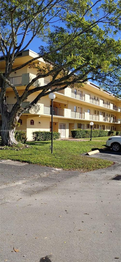 apt-107-351 Cambridge Rd, Hollywood, FL, 33024-1157 | Card Image
