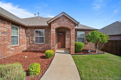 7407 E 84th St N, Owasso, OK, 74055-7421 | Card Image