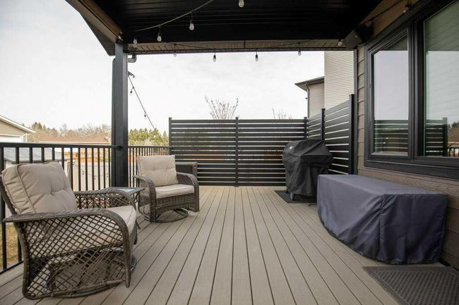 131 Cedar Square, House other with 5 bedrooms, 4 bathrooms and 7 parking in Blackfalds AB | Image 12